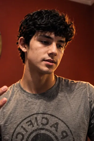 Nico Bustamante photo