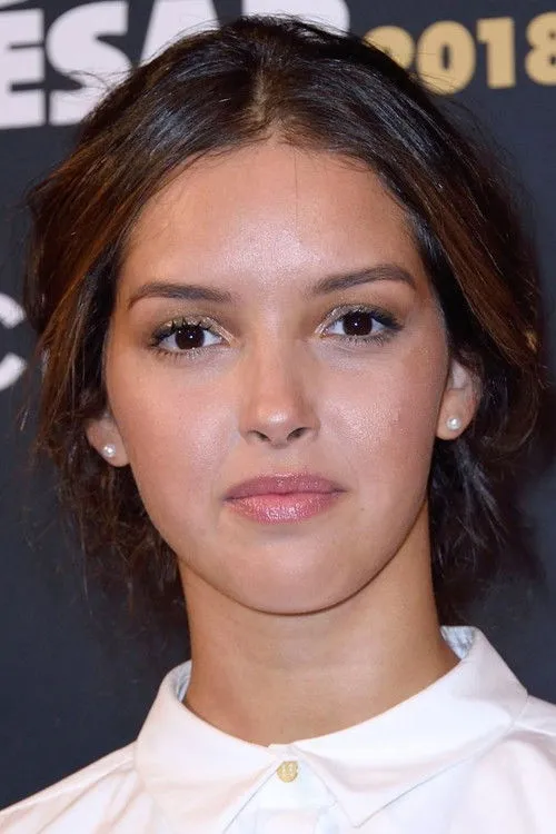 Lyna Khoudri photo