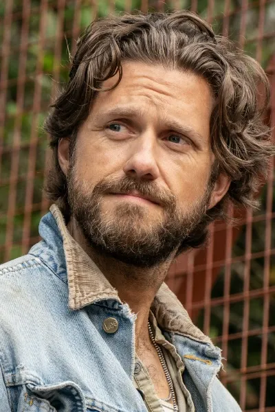 Aaron Tveit