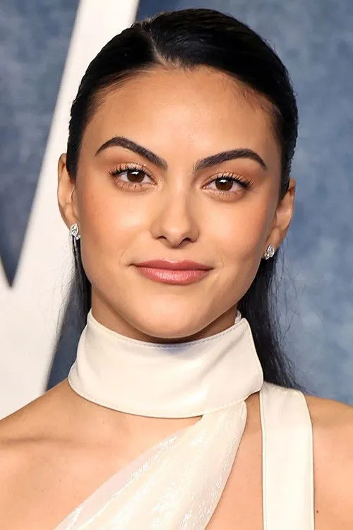 Camila Mendes photo