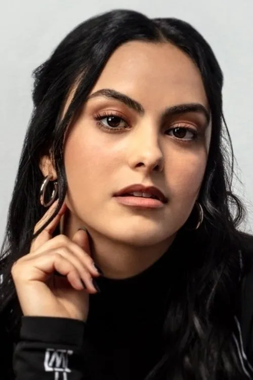 Camila Mendes photo