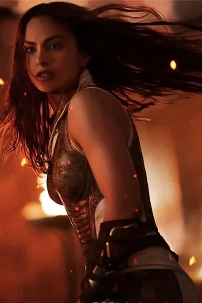 Camila Mendes photo