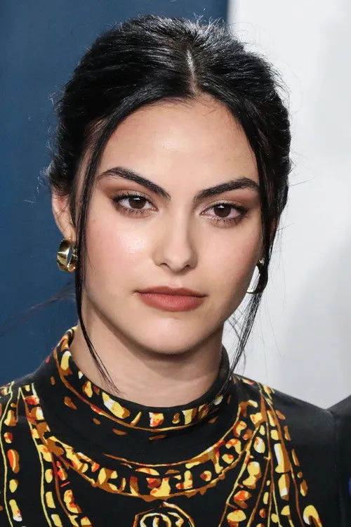 Camila Mendes photo