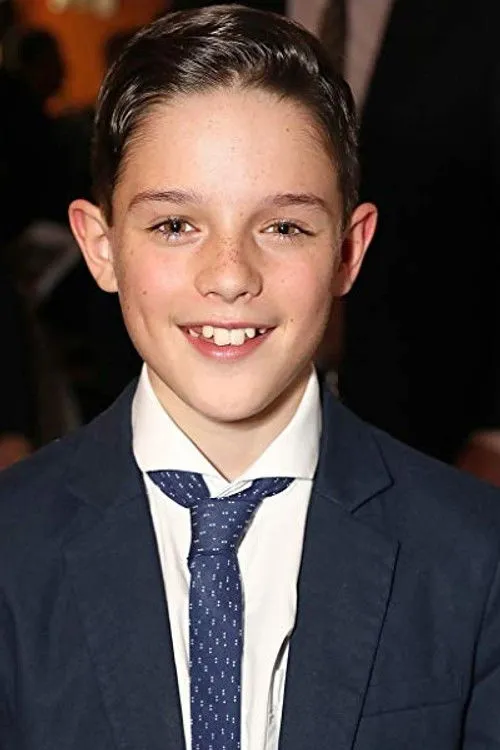 Harry Collett photo