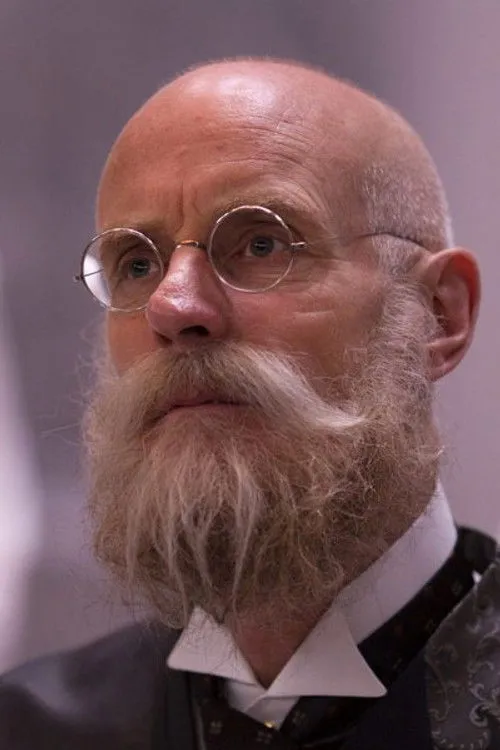 Matt Frewer photo