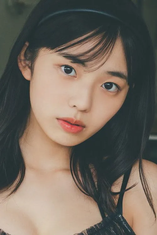 Hina Kikuchi photo