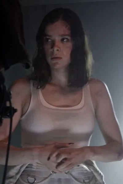 Hailee Steinfeld photo