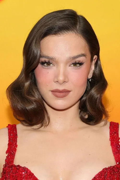 Hailee Steinfeld photo