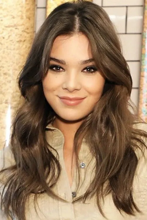 Hailee Steinfeld photo
