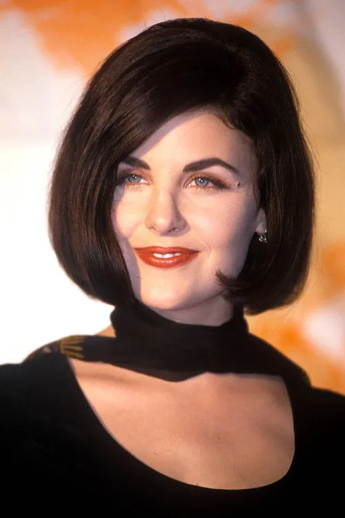 Sherilyn Fenn photo