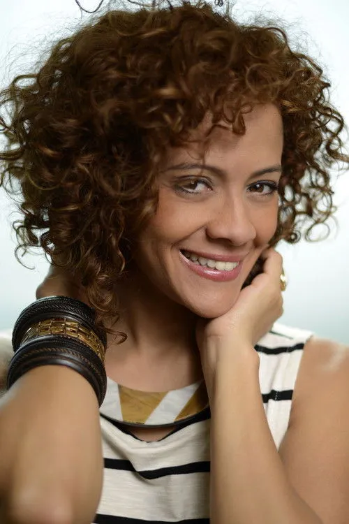 Aline Borges photo