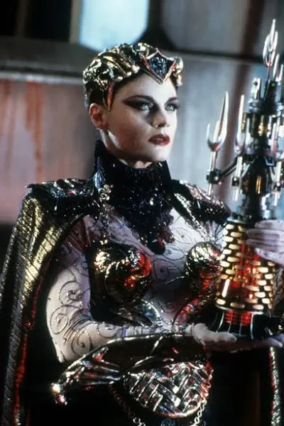 Evil-Lyn photo