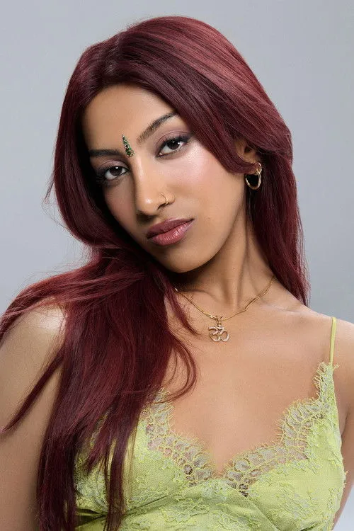 Lara Raj photo