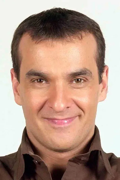 Luis Merlo photo