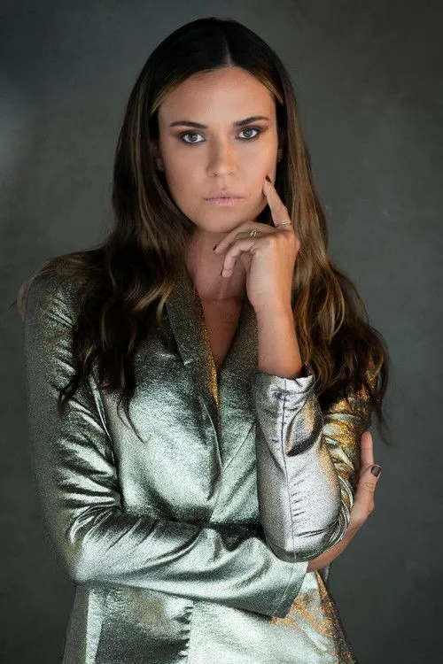 Odette Annable photo