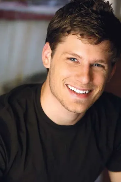 Matt Lauria