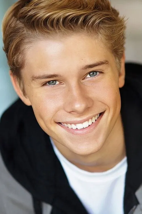 Logan Shroyer photo