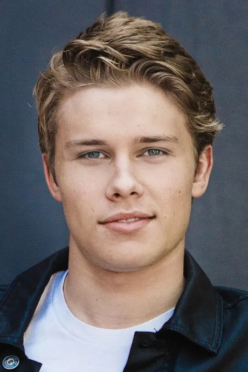 Logan Shroyer photo