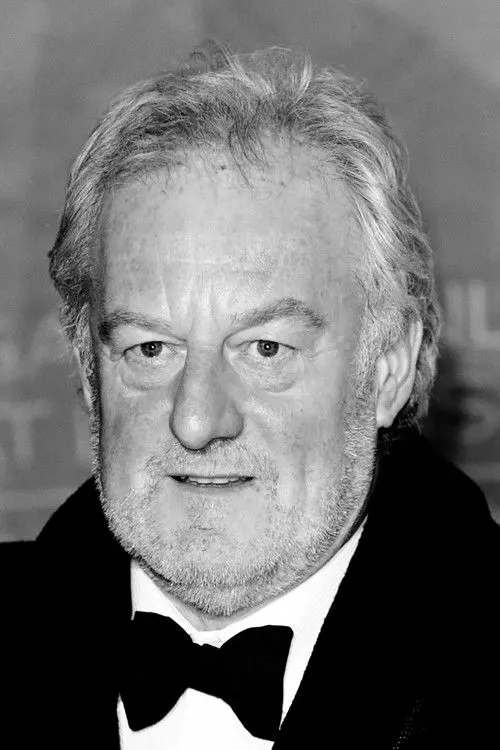 Bernard Hill photo