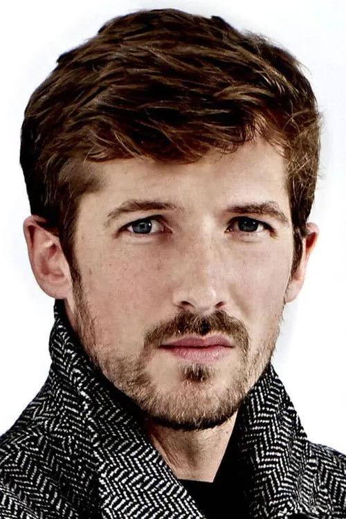 Gwilym Lee photo