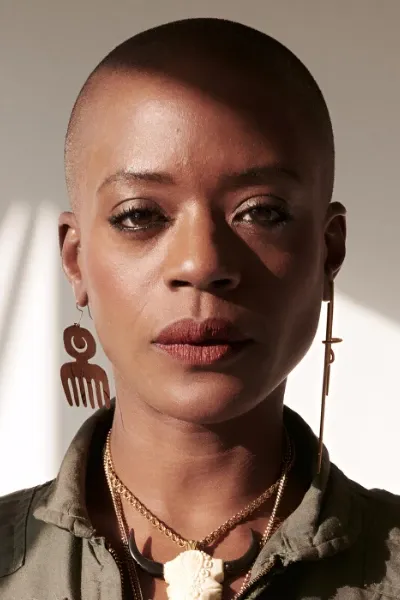 T'Nia Miller photo