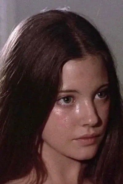 Lynne Frederick photo