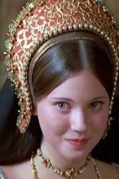 Lynne Frederick photo