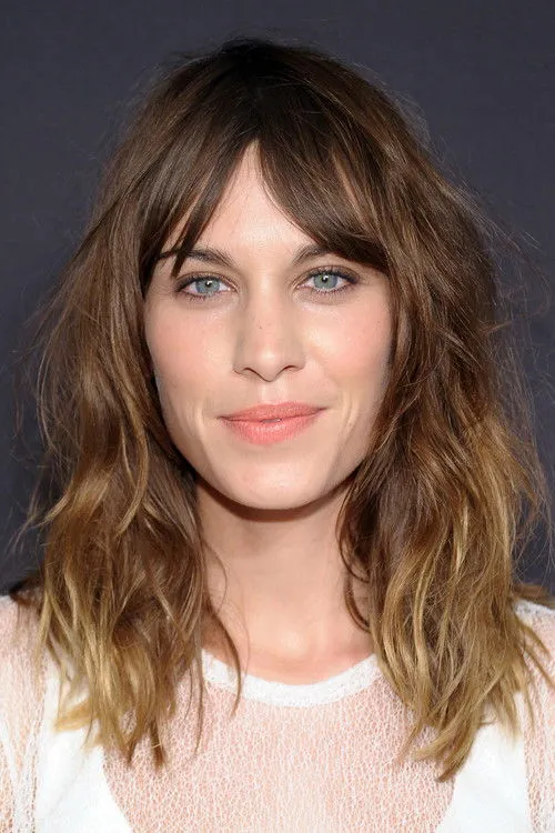 Alexa Chung photo