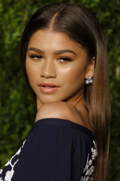 Zendaya photo