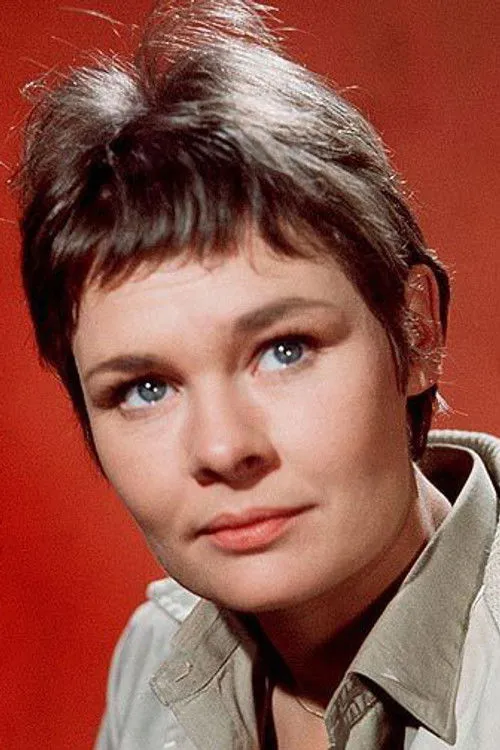Judi Dench photo