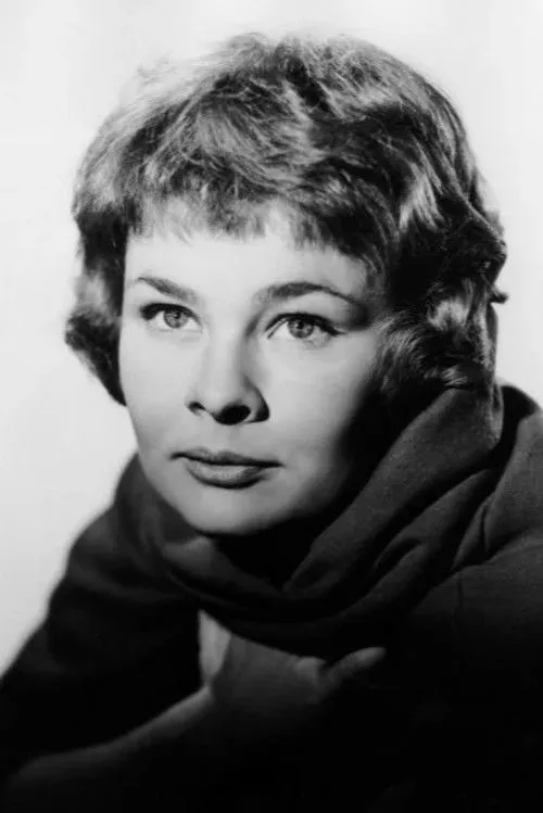 Judi Dench photo