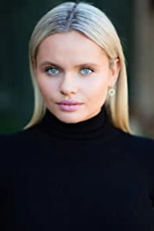 Alli Simpson photo