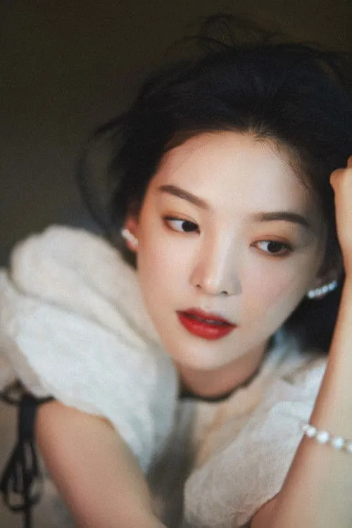 Zhang Ruonan photo