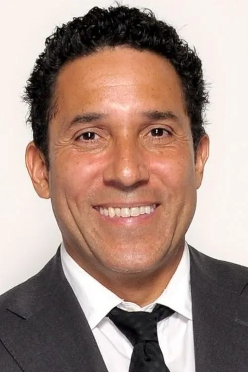 Oscar Nuñez photo