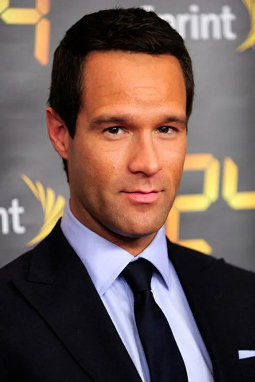 Chris Diamantopoulos photo