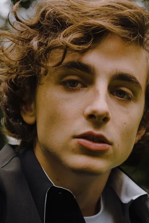 Timothée Chalamet photo