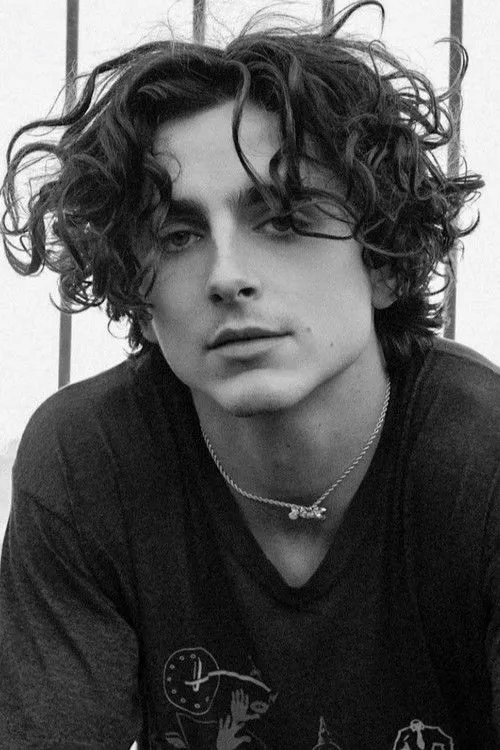 Timothée Chalamet photo
