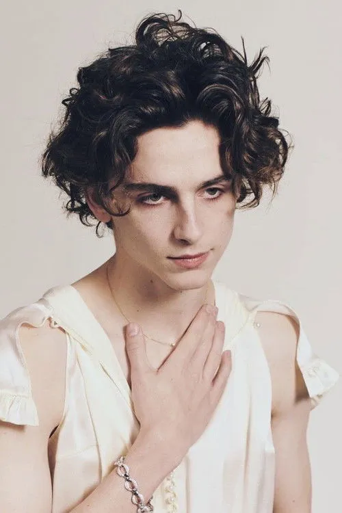 Timothée Chalamet photo