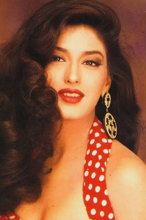 Sonali Bendre photo