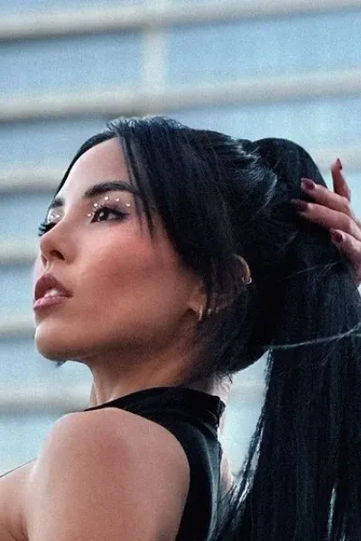Anna Akana photo