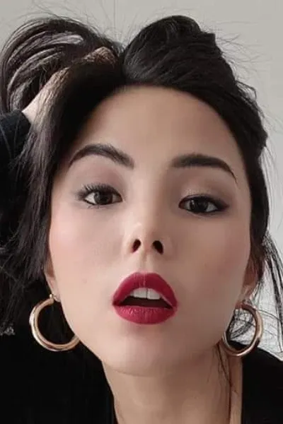 Anna Akana photo