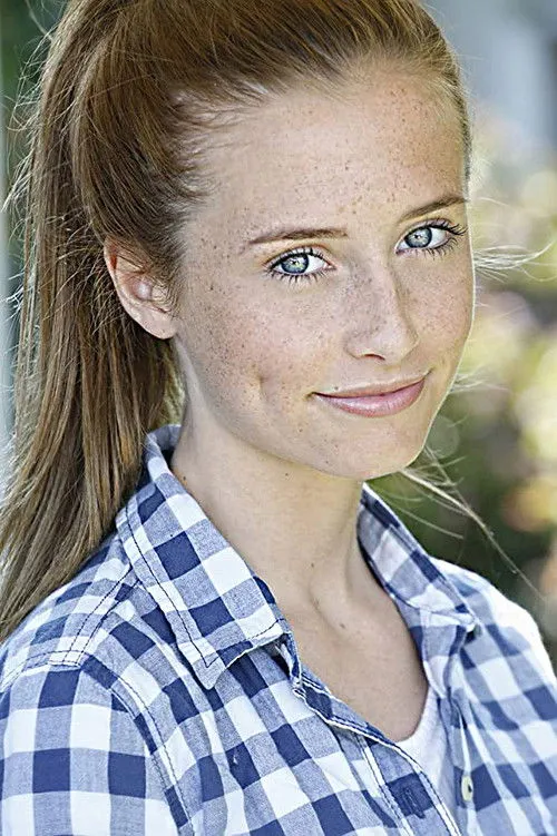 Sarah Hoffmeister photo