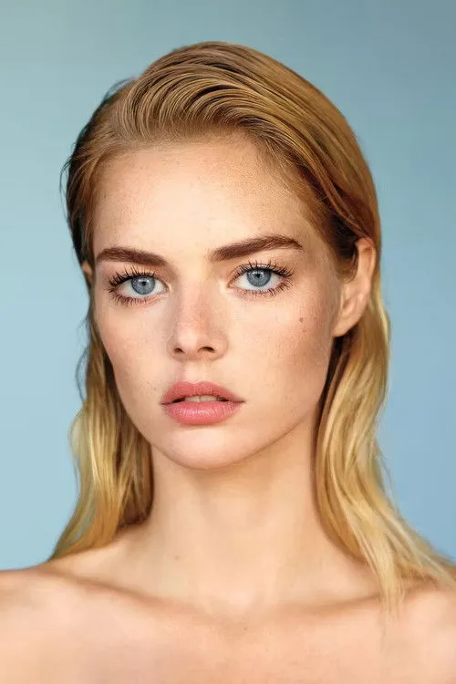 Samara Weaving photo