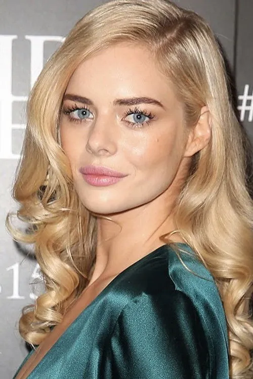 Samara Weaving photo