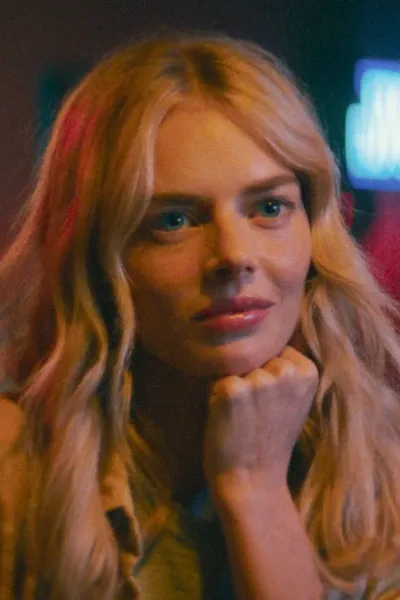 Samara Weaving photo