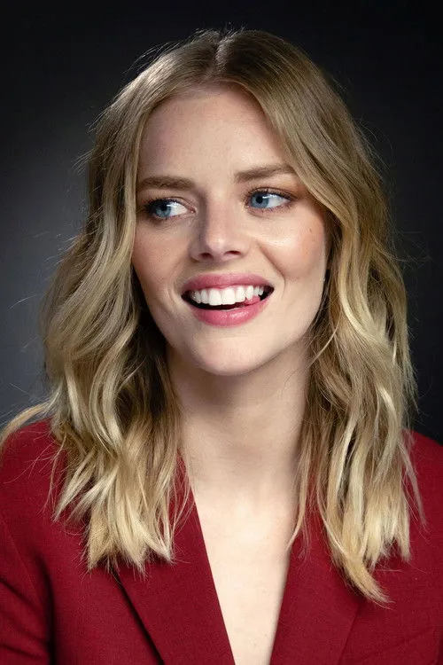 Samara Weaving photo