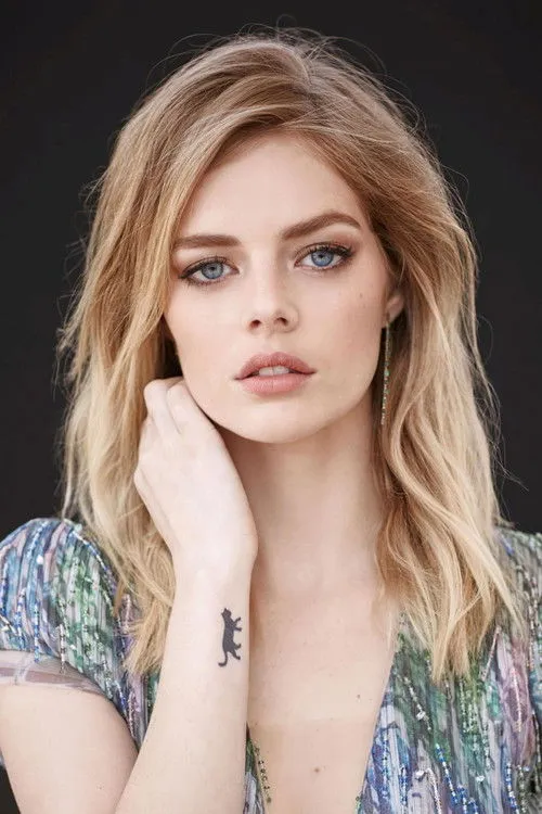 Samara Weaving photo