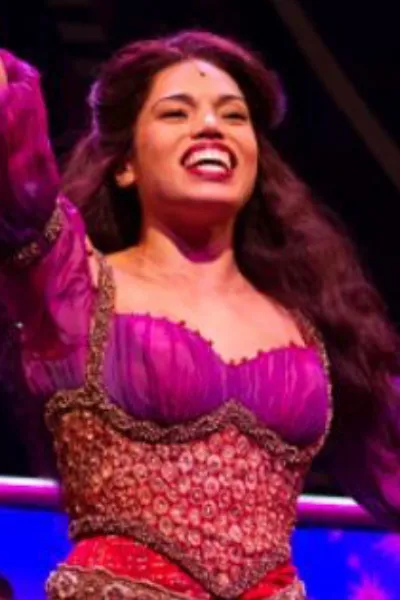Ciara Renée photo