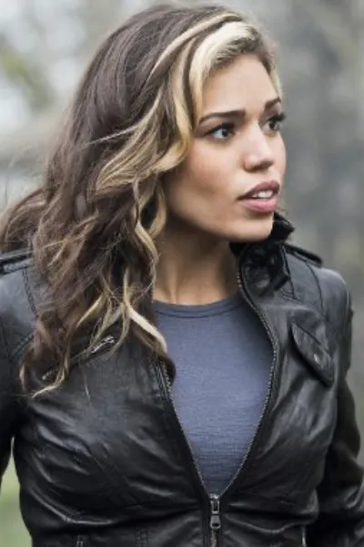 Ciara Renée photo