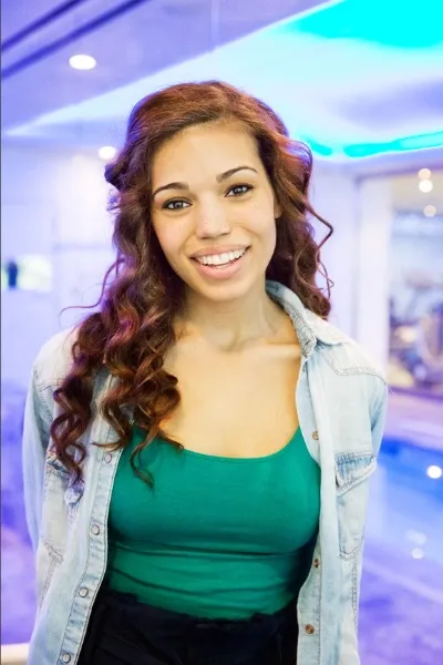 Ciara Renée photo